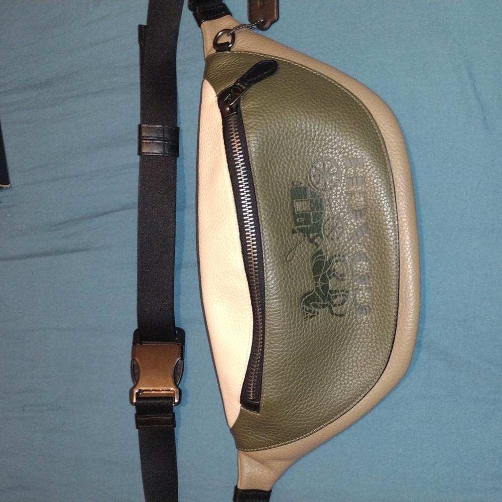 Coach Mens Chest bag